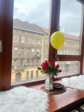 Central apartment nearby Keleti Station